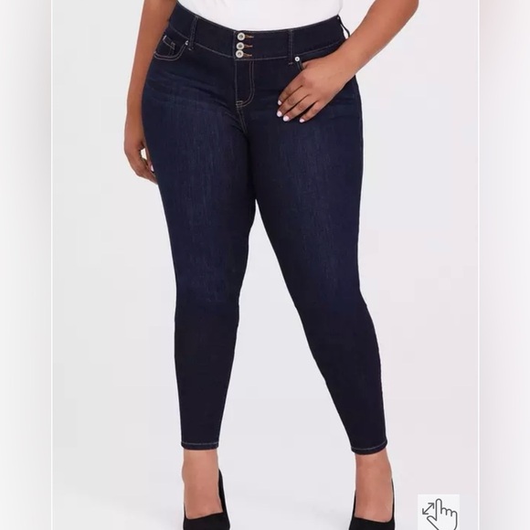 TORRID Super Soft Jegging Skinny High-Rise
Jean Size 24 Dark Wash - Picture 1 of 9